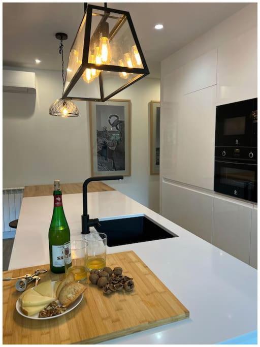 Appartamento Elegance Lifestyle - Parking Gratuito! San Sebastián Esterno foto